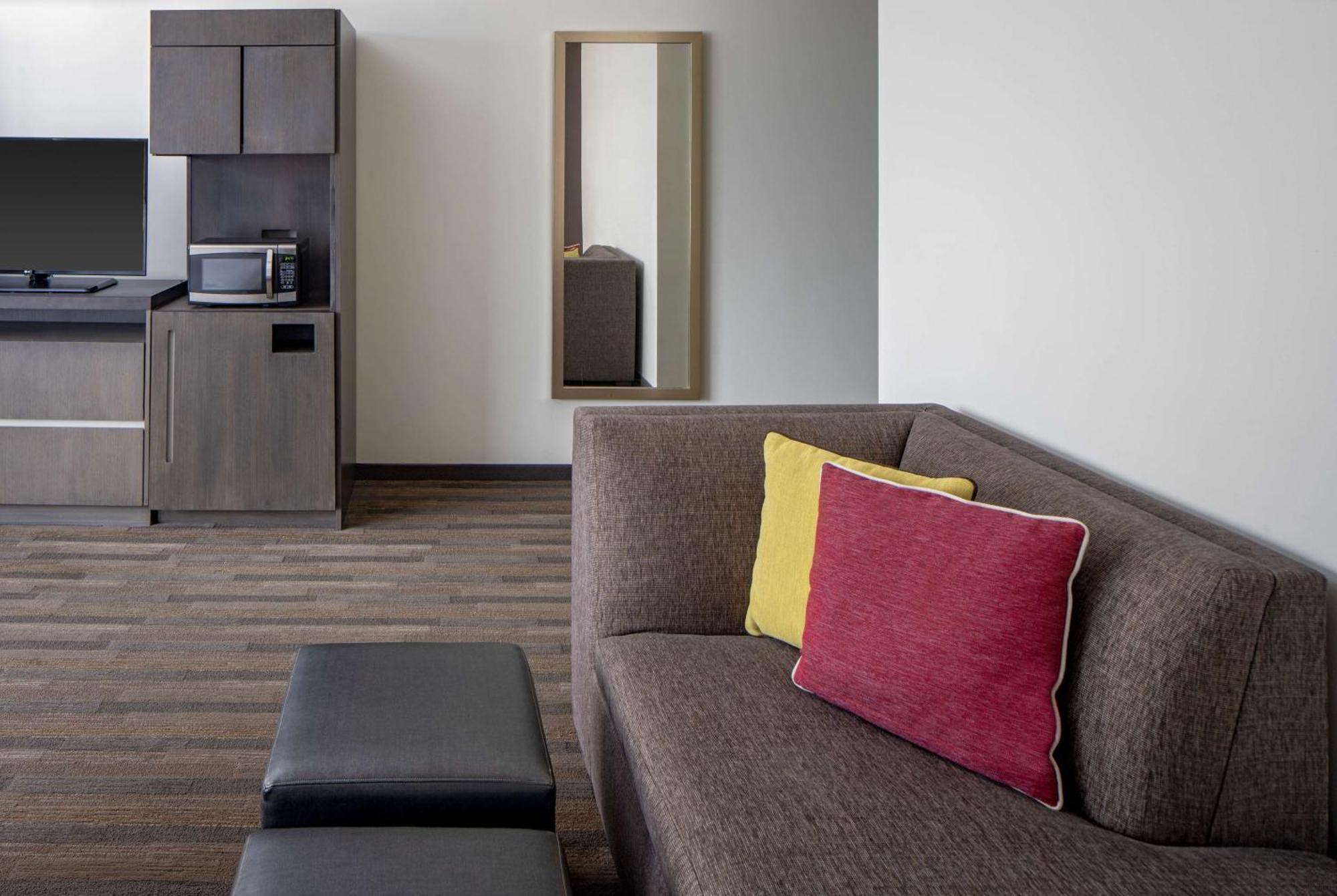 Hyatt House New Orleans Downtown Hotel Exterior foto